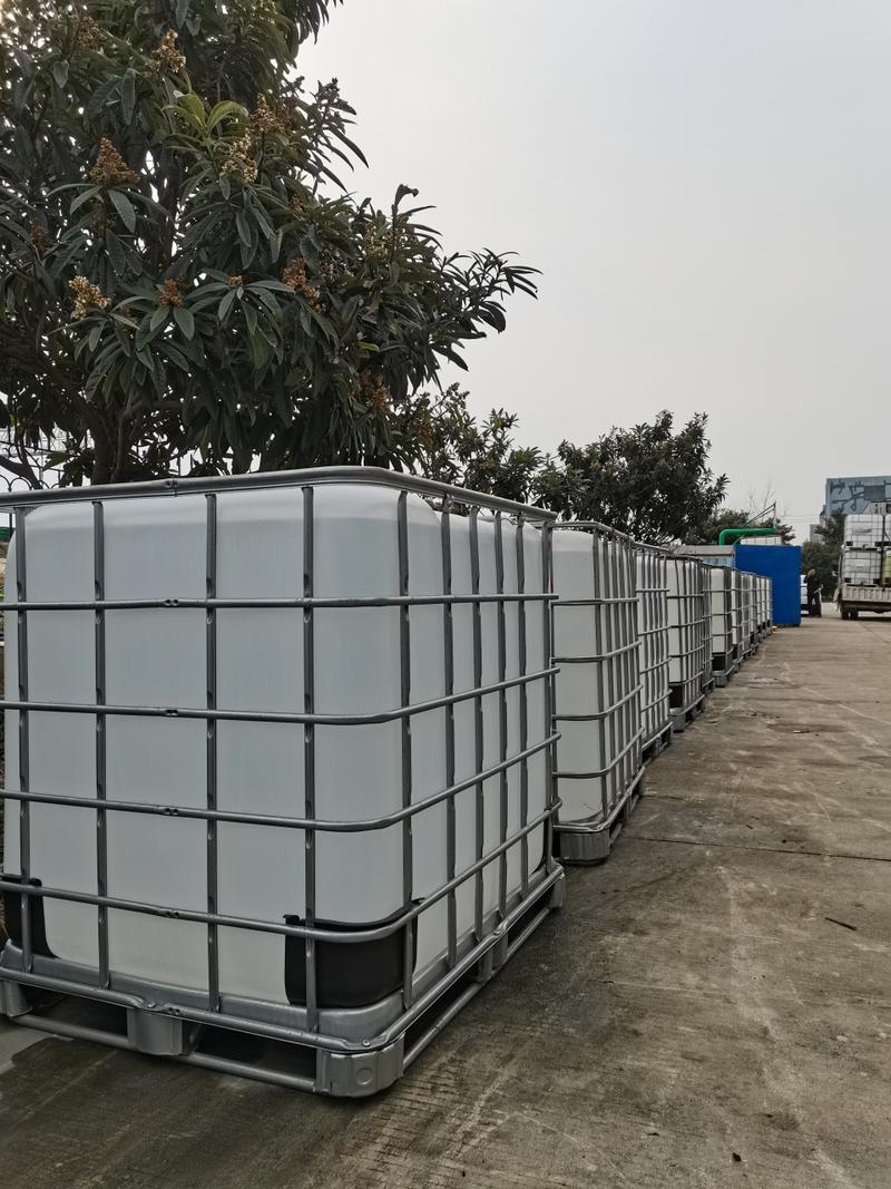 中国石化精致白油,工业白油,品质稳定,型号齐全,批发价格,免费寄样.